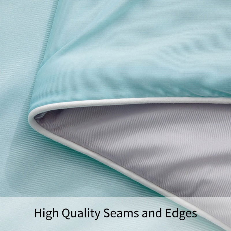BreezyDream - Lightweight Cooling Blanket - Laven Club